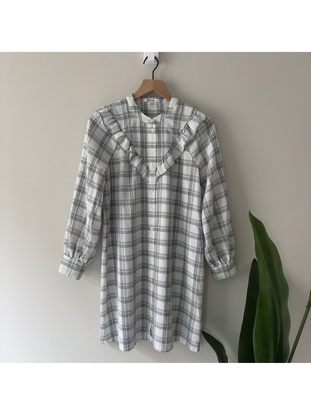 Madewell Plaid Cottagecore Gray and White Button Down Long Sleeve Dress Light S